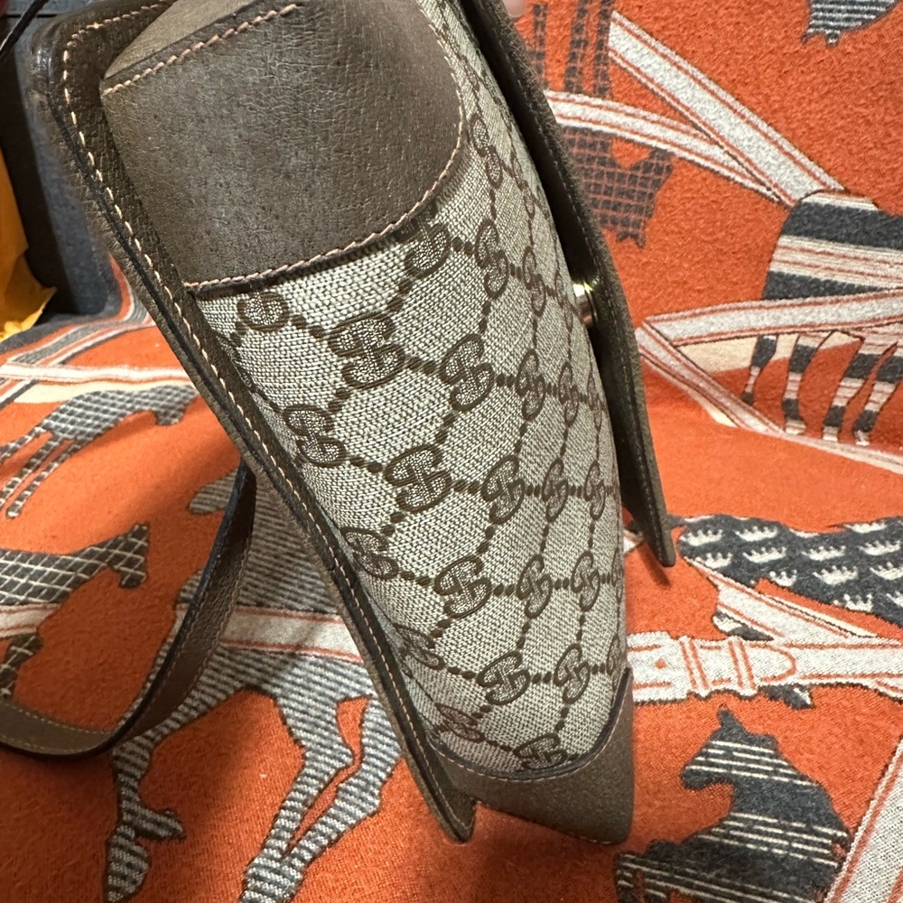 GUCCI ❤️🌟VINTAGE GG SUPREME CROSSBODY BAG ⭐️ - Picture 6 of 11